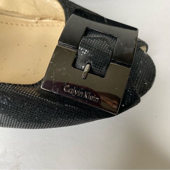 CALVIN KLEIN Women's Black Sue Mini Square Print Peep Toe Wedge Pumps Size 9M - Picture 8 of 10